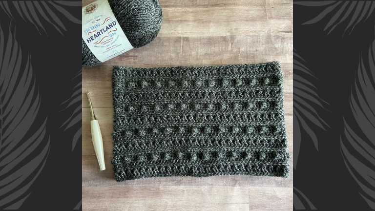 How to Crochet a Textured Cowl