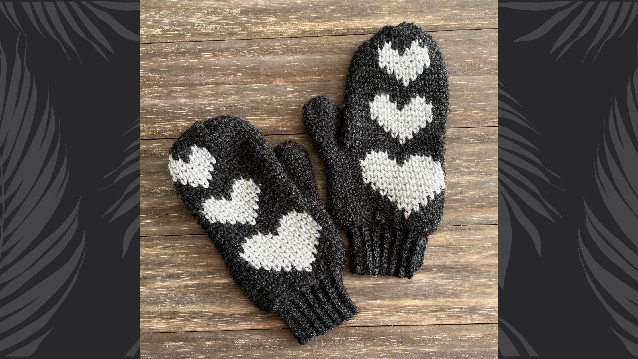 Crochet the Sweetheart Mittens